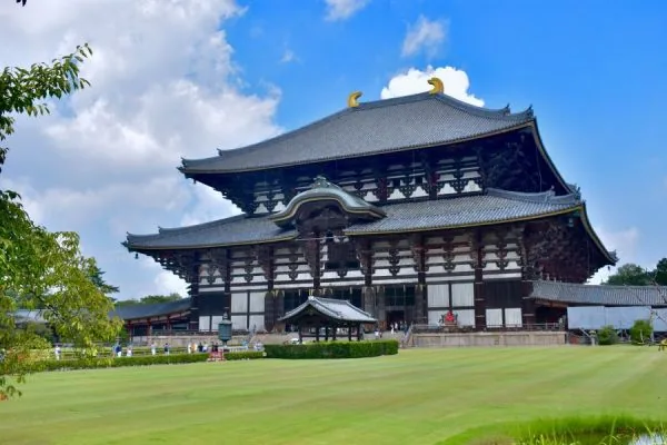 大阪热门旅游区大盘点：必去景点和购物攻略：文章配图 1