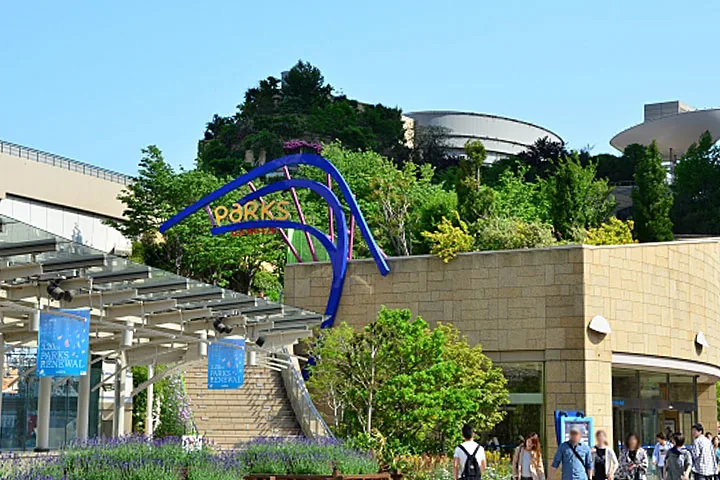 大阪必逛！Namba Parks (难波公园) – 都市中的空中绿洲 🌿🛍️：文章配图 3
